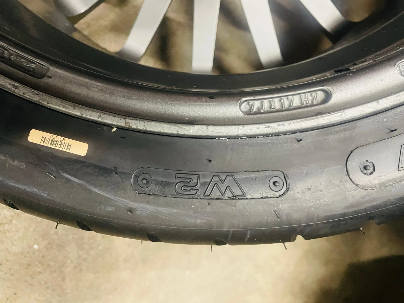 6 Stück neue Hossier Regenreifen