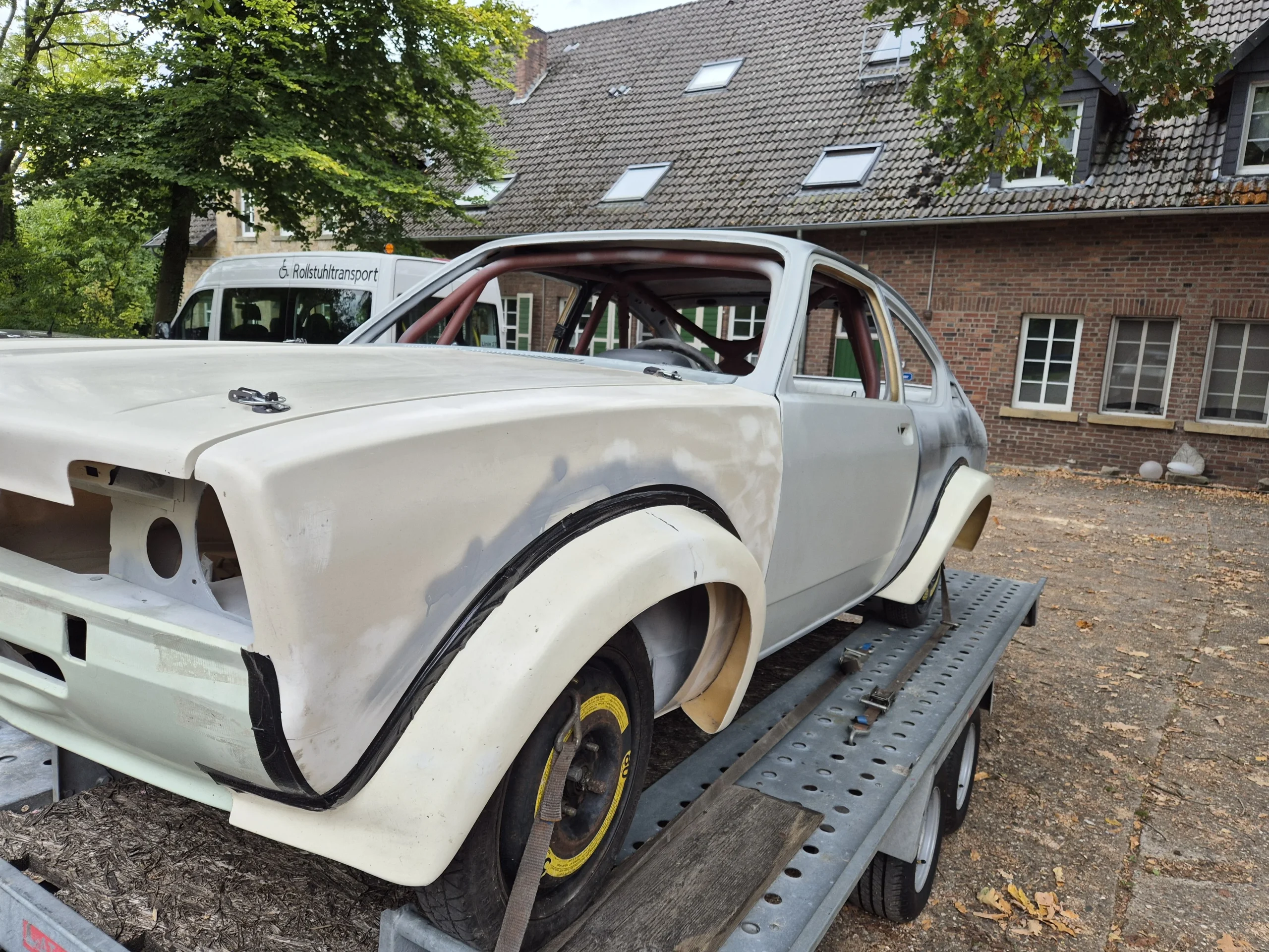 Kadett C coupe Rohkarosse