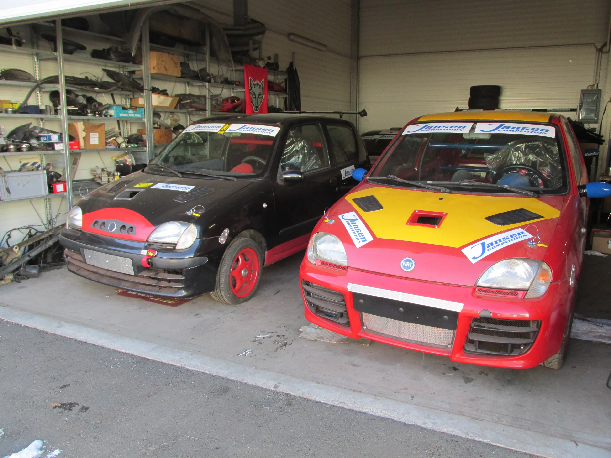 ZWEI FIAT SEICENTO SPORTING MOTORSPORT FAHRZEUGE